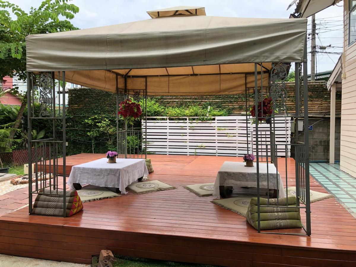 Resort Bangphlat Bangkok Exterior foto