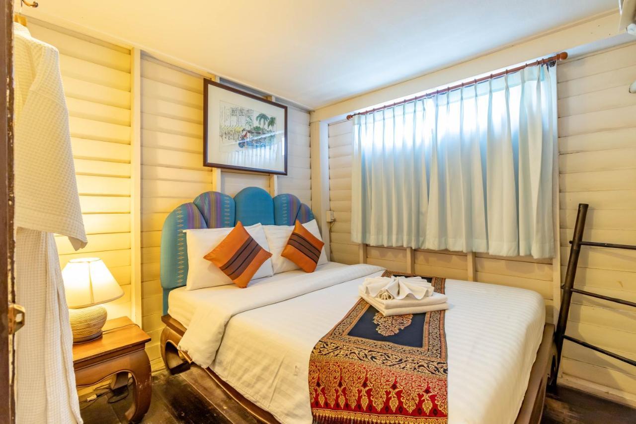 Resort Bangphlat Bangkok Exterior foto